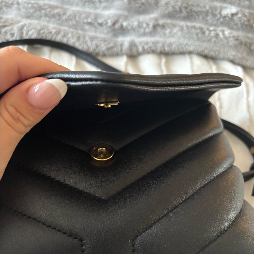 SOLDDDDD Saint Laurent Loulou toy - Picture 3 of 5